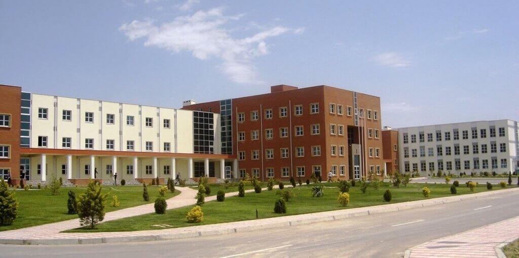 جامعة باكو الهندسية – Bakü mühəndislik üniversitesi