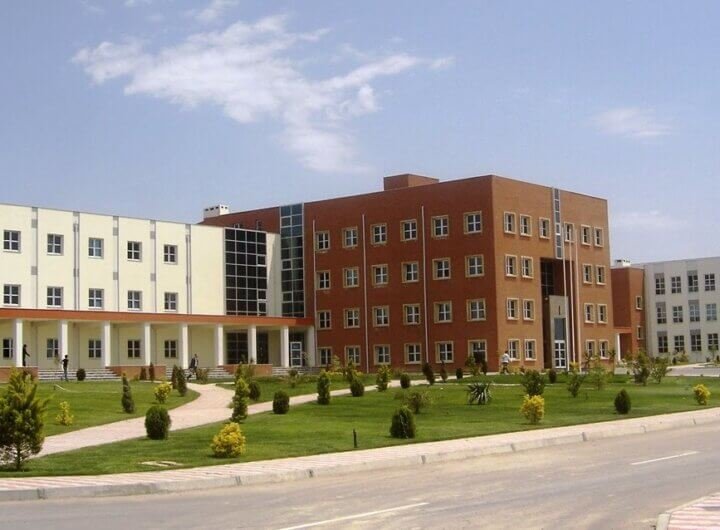 جامعة باكو الهندسية – Bakü mühəndislik üniversitesi